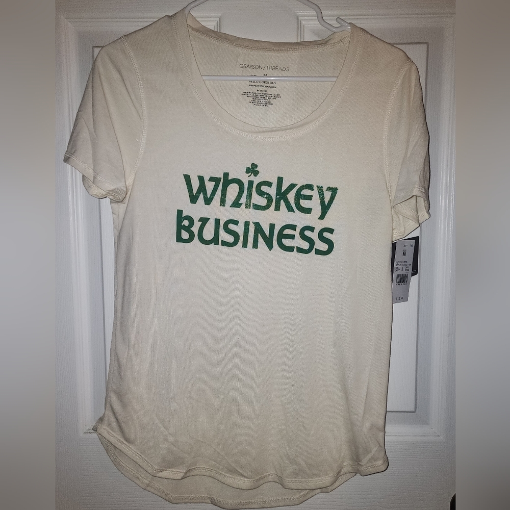 Grayson/Threads t shirt size medium
